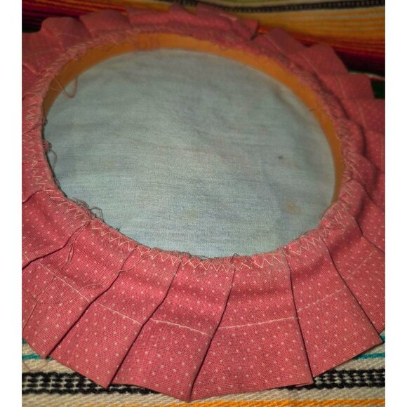 Vintage Raccoon Cross Stitch Embroidery Wall Art In Hoop With Pink Lace Ruffle F - Picture 4 of 5